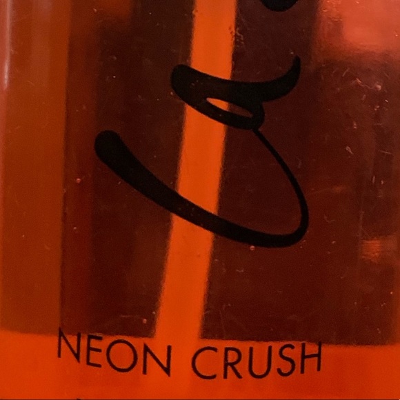 Meet your Posher, Lynda - Picture 1 of 1